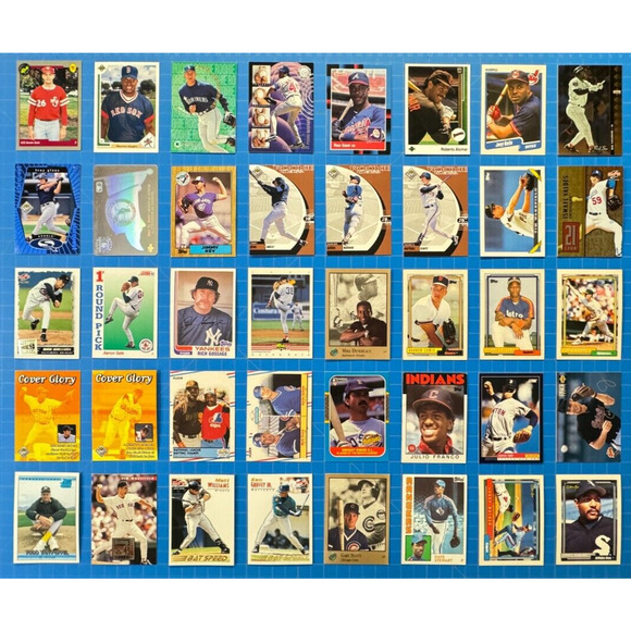 Misc Lot of 40 BaseballCards - Topps, Score, Choice, Rookie - Many Gradable - Picture 1 of 3